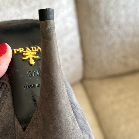 Prada Suede Knee High Boot Cone Heel Gray 37.5 IT 7.5 US NIB MSRP $1400 - Picture 13 of 14